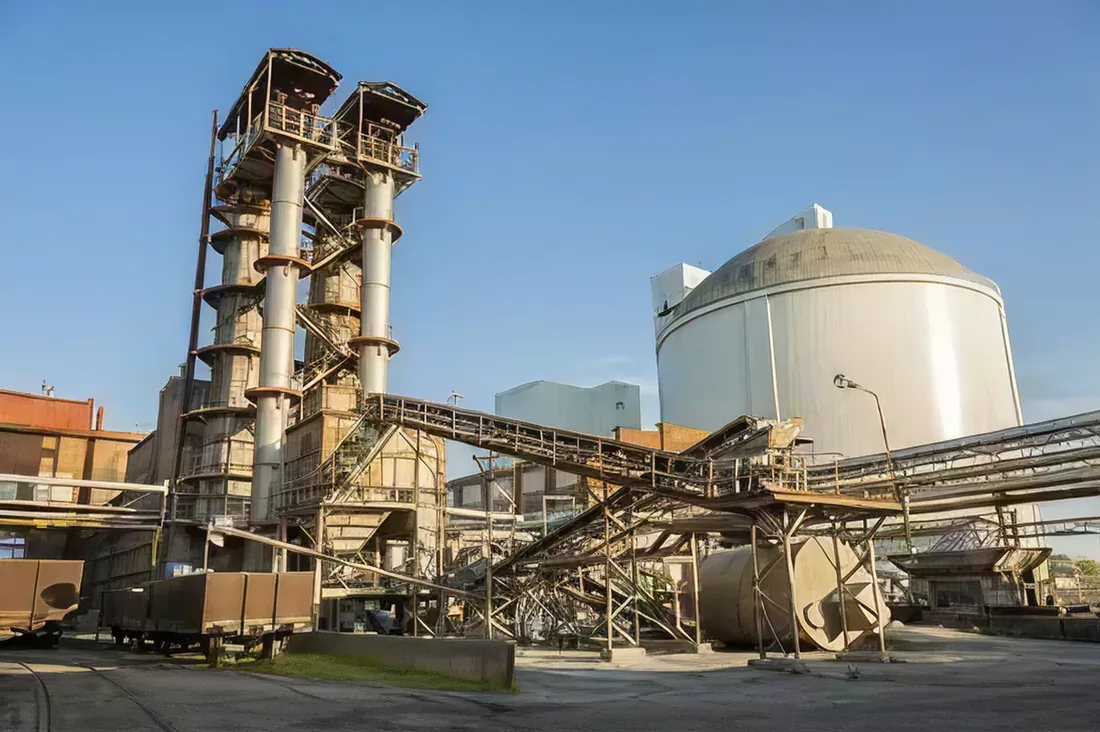 Ethanol distillery